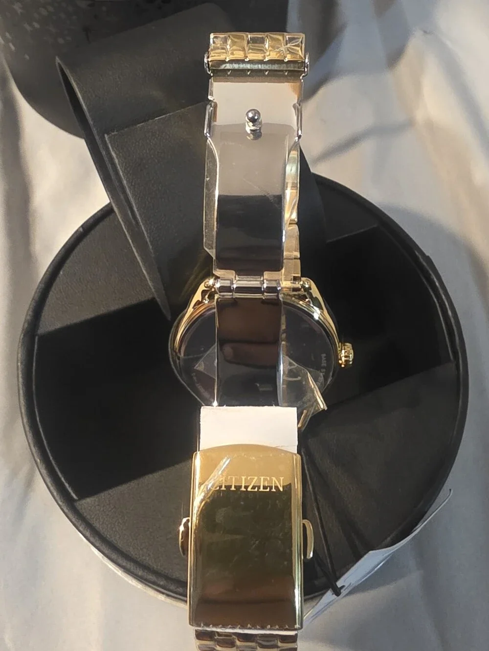 Citizen Women Disney Mickey Mouse Eco-Drive Watch Yellow Gold Steel New